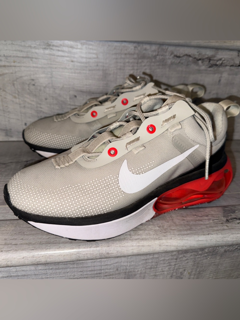Nike Beige & White Running Shoes with Red Accents
